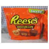 (B-2) 3 Bags of Share Pack Reeses P...