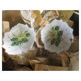 (EW6) Box Full of Vintage Wrapped G...