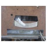 (F-3) Vintage Musicaire Radio...