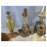(BR3) Assorted Vintage Lamps and Sh...