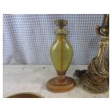 (BR3) Assorted Vintage Lamps and Sh...