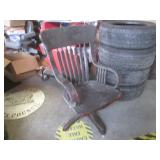 (FRNT) Vintage Wood Phoenix Chair C...