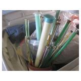 (BR1) Tote with Lid of Craft - Yarn...