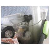 (F-0) Tote of Home Decor / Housewar...