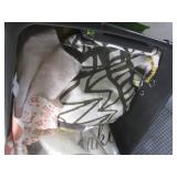 (F-0) Tote of Home Decor / Housewar...