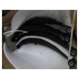 4 leaf springs...