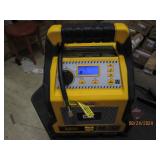 cat cj1000dxt boost pack powers on ...