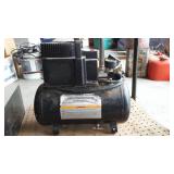 2 Gallon Air Tank and 2 Wheel Dolly