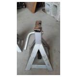 3 Ton Jack Stands (2)