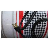 Versa-Vac. 5 Gallon Indoor/Outdoor.