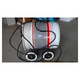 Versa-Vac. 5 Gallon Indoor/Outdoor.