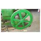 1 1/2 HP Stationary Engine. Excellent