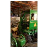 John Deere 318 Lawn and Garden Tractor with Cab.