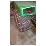 John Deere 318 Lawn and Garden Tractor with Cab.