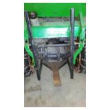 John Deere 318 Lawn and Garden Tractor with Cab.