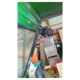 John Deere 318 Lawn and Garden Tractor with Cab.