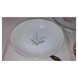 Vintage Salad / Fruit Server And Kaysons China Serving Bowls (2).