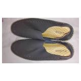 Athletic Works Memory Foam and Casual Leather Shoes (2).