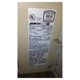 Signature 2000 Window AC unit, 5,000 BTU.