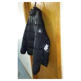 Reebok Hooded Puffer Jacket - NEW.