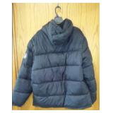 Reebok Hooded Puffer Jacket - NEW.