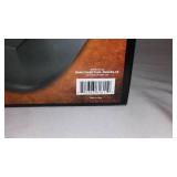 NEW Chicago Electric Welding Helmet.  Auto Darkening  NEW.