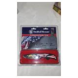 Smith And Wesson Heros Knife  NEW.