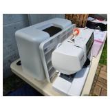 Janome Sewing Machine with Rolling Case
