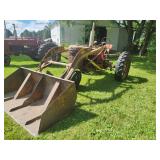 Vintage 1942 Farmall H Row-Crop Tractor