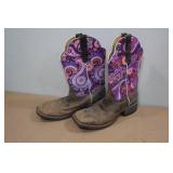 Cinch Edge Square Toe Boots -Women