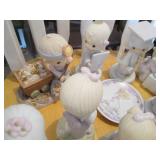 Large assorted lot of Precious Mome...