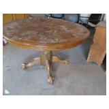 Very Sturdy 48" Round Hardwood dini...