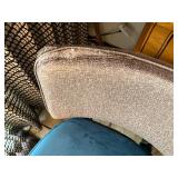 Round Dining Table with 4 Chairs