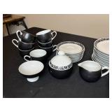 Mikasa Pivotal Onyx Dinnerware Set