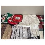 Assorted Placemats, Napkins, and Pot Holders Lot
