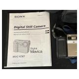Sony Digital Mavica MVC-FD81 Camera Set with Accessories and Case