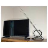 Toshiba 32-inch LED TV with Jensen TV  - untested