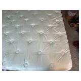 Sleep Number i8 Innovation Series Mattress with Brass Bed Frame