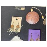 Assorted Jewelry, Decor, and Accessories Lot