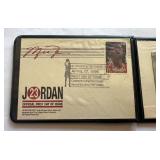 Michael Jordan 23k Gold Commemortive Liited Edition Stamp St. Vincent - Aoril 17, 1996 Upper Deck Basketball