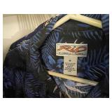 Large Lot of Short Sleeve Hawaiian/Island Shirts of All Brands. Size: Large.
