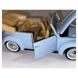 MAISTO 1951 VOLKSWAGEN BEETLE 1/18 SCALE DIECAST CONVERTIBLE WOB-V 669 BUG