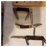 Variety of Antique Pocket Knives / Multi-Purpose Knives Knife