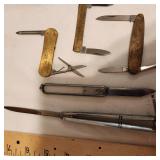 Variety of Antique Pocket Knives / Multi-Purpose Knives Knife