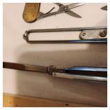 Variety of Antique Pocket Knives / Multi-Purpose Knives Knife