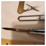 Variety of Antique Pocket Knives / Multi-Purpose Knives Knife