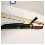 J. Martiini "Eagle Knife" in Original Sheath 4.33" Stainless Blade Curly Birch handel Est Value$210.00