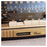 Grundig 960 Table Top AM/FM/SW Radio