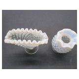 Fan & Ruffled Vase, Fenton