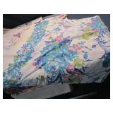 Tablecloths & Napkins